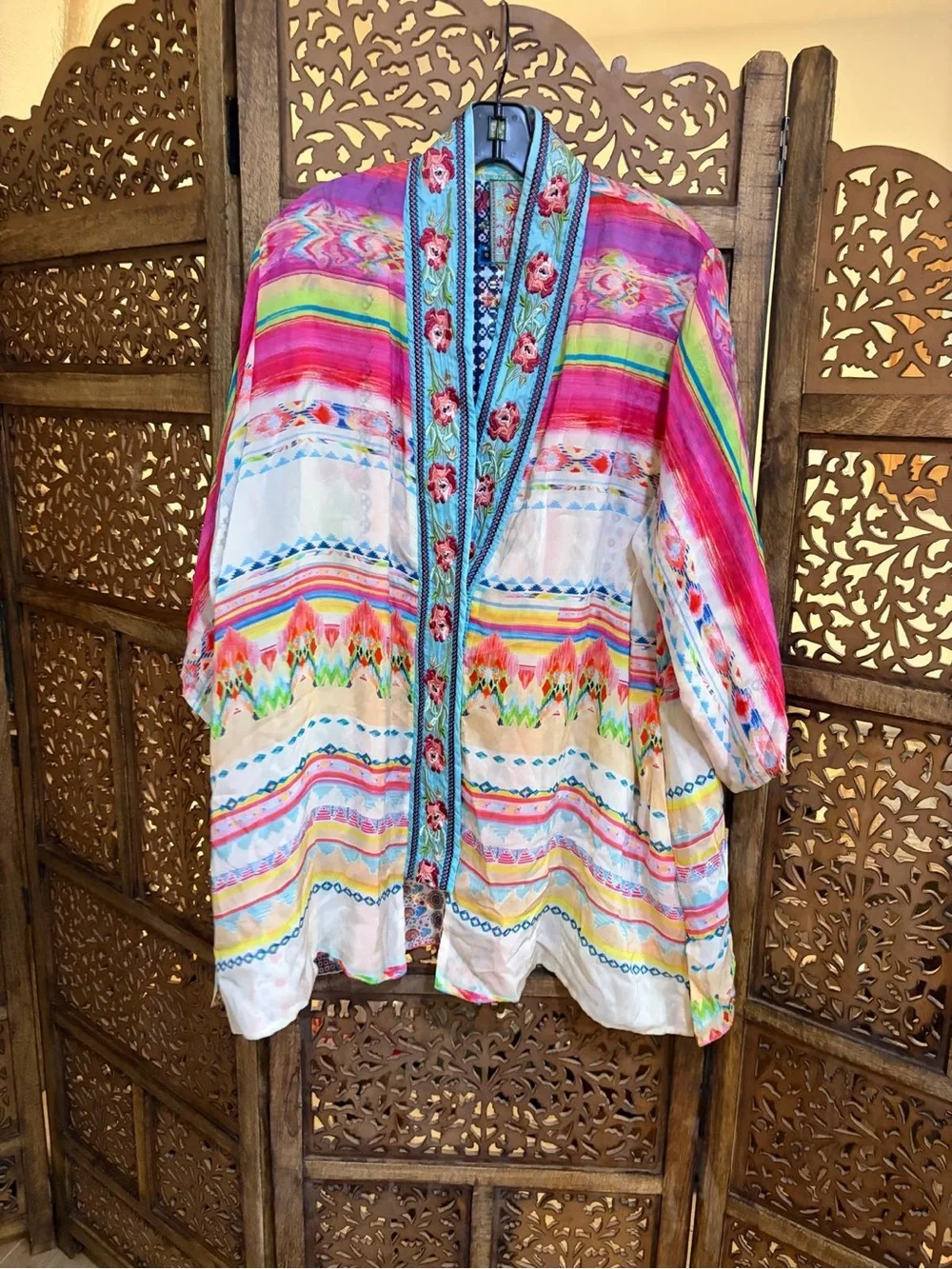Johnny Was Maci Reversible Georgette Kimono with Embroidered Trim